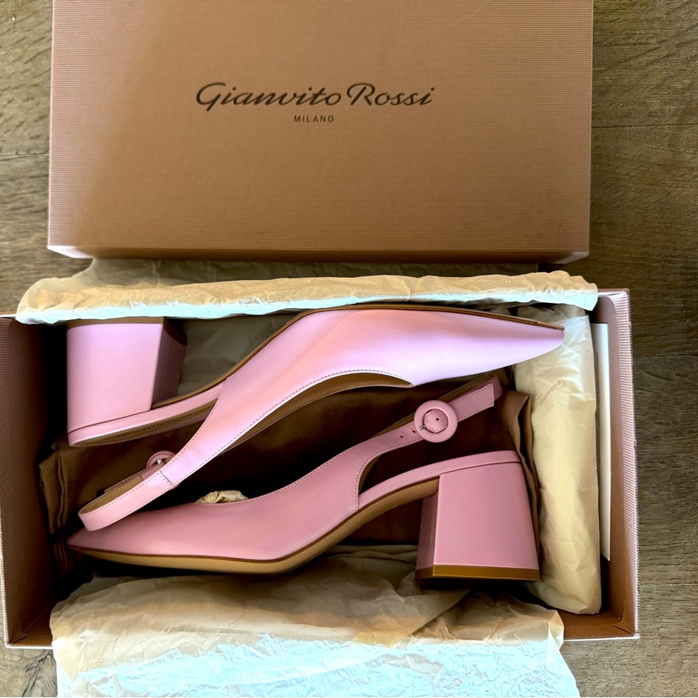 Gianvito Rossi Leather Slingback Pumps (Never been worned)